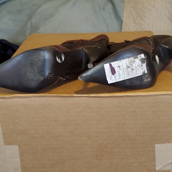 BCBGeneration Brown Heeled Boots - Picture 5 of 5